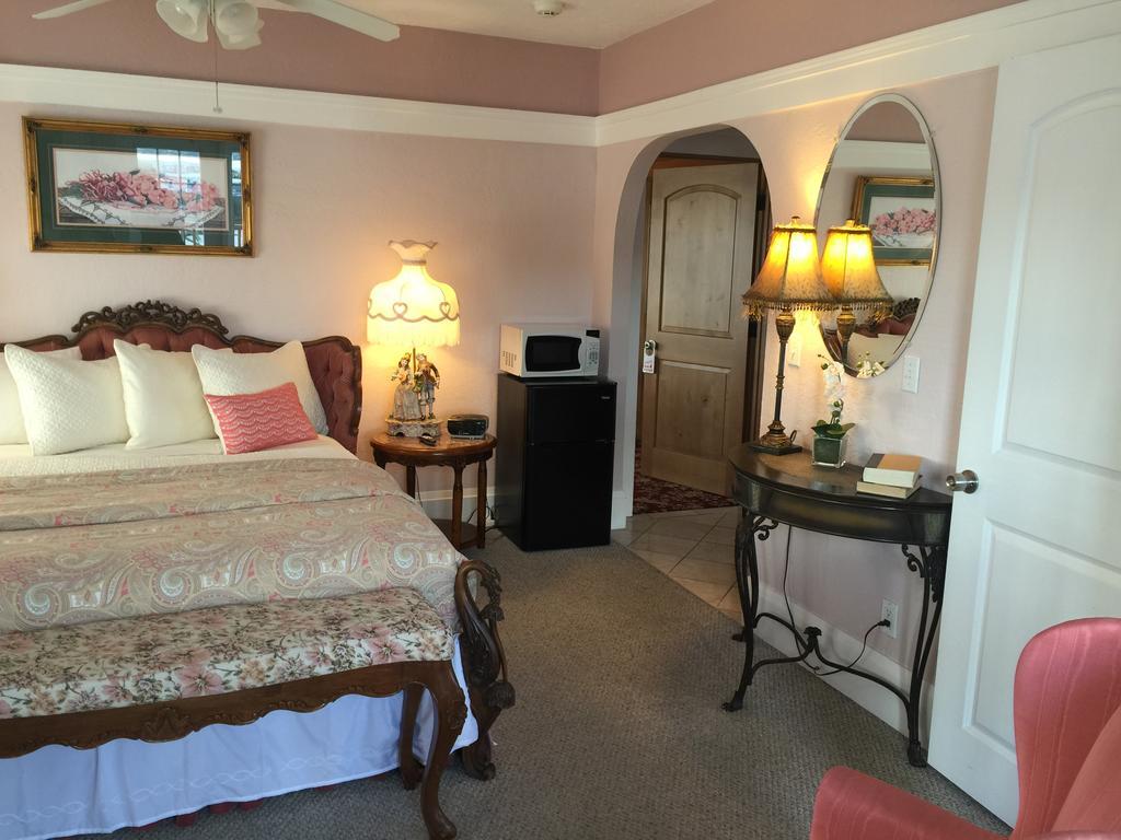 بنيسيا Shorelight Inn المظهر الخارجي الصورة