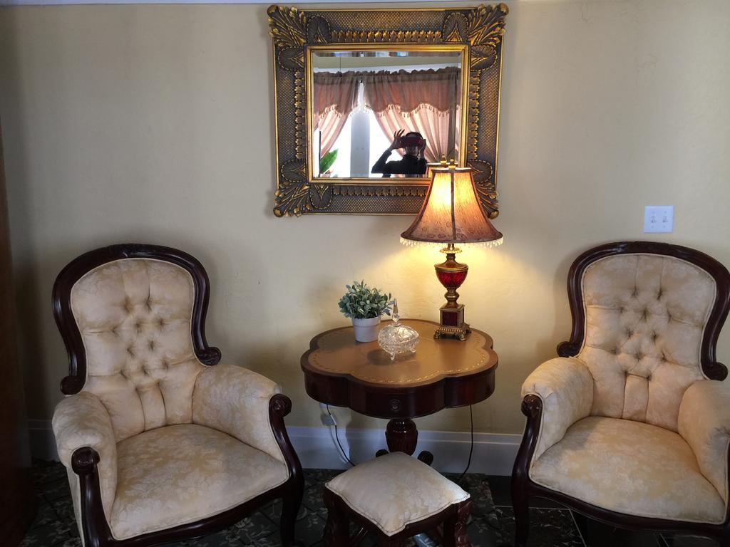 بنيسيا Shorelight Inn المظهر الخارجي الصورة