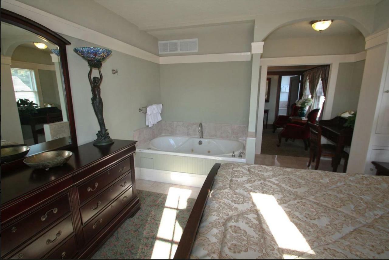 بنيسيا Shorelight Inn المظهر الخارجي الصورة